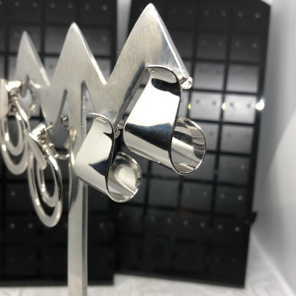 Bundle lot 2 modernist style geometric earrings Napier and Avon - Picture 4 of 6